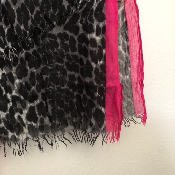 Torino | Black Leopard Print Scarf - Picture 3 of 3